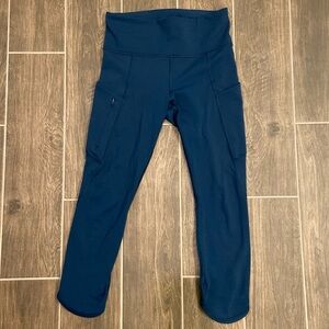 Athleta - High waisted Side Pocket Ankle Cropped Leggings